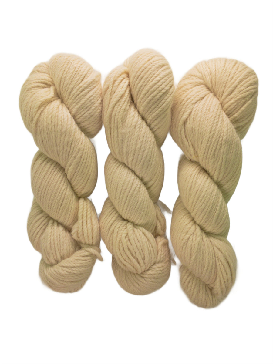 Estonian woolen yarn in natural tones, Wool and Woolen